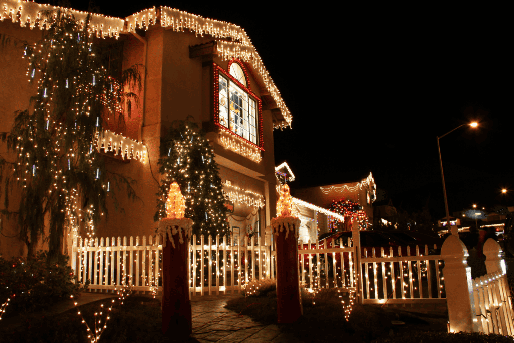 outdoor lighting for christmas